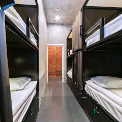 Хостел Loft Hostel77 сейф в номере
