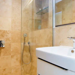 Отель Veeve Light And Open 2 Bed House Moore Park Road Fulham ванная