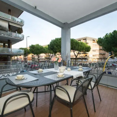 Отель Rome Holidays 1 бассейн