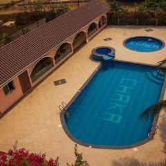 Отель Chaka Resort & Extension бассейн