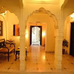 Отель WelcomHeritage Sirsi Haveli интерьер отеля