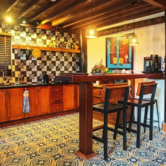 Отель Hidden Beach Pool Villas Хойан гостиничный бар
