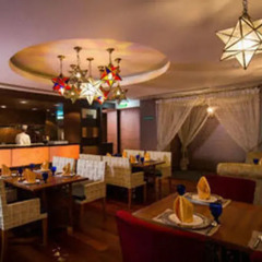 Chaophya Park Hotel гостиничный бар