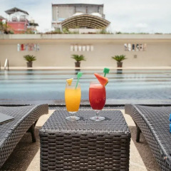 Отель The Dynasty Hotel Таиланд, Бангкок - отзывы, цены и фото номеров - забронировать отель The Dynasty Hotel онлайн бассейн фото 3
