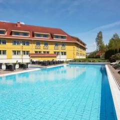 Отель Quality Hotel and Resort Kristiansand Норвегия, Кристиансанд - отзывы, цены и фото номеров - забронировать отель Quality Hotel and Resort Kristiansand онлайн бассейн фото 2