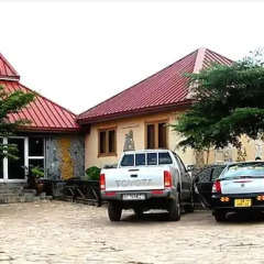 Отель Rainforest Lodge Гана, Мори - отзывы, цены и фото номеров - забронировать отель Rainforest Lodge онлайн парковка