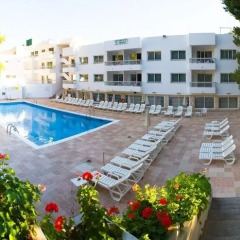 Hotel Apartamentos El Pinar бассейн фото 3
