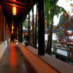 Отель Suzhou Huashan Garden Resort интерьер отеля