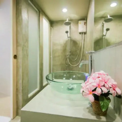 Отель Phuket Montre Resotel Пхукет ванная