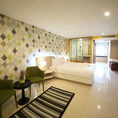 Апартаменты Trebel Service Apartment Pattaya Паттайя комната для гостей фото 3