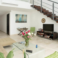 Отель Costa Fina Oceanview Penthouse Мексика, Плая-дель-Кармен - отзывы, цены и фото номеров - забронировать отель Costa Fina Oceanview Penthouse онлайн интерьер отеля