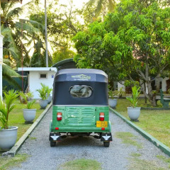 Отель Negombo Village городской автобус