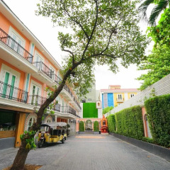 Отель Salil Hotel Sukhumvit - Soi Thonglor 1 Таиланд, Бангкок - отзывы, цены и фото номеров - забронировать отель Salil Hotel Sukhumvit - Soi Thonglor 1 онлайн парковка