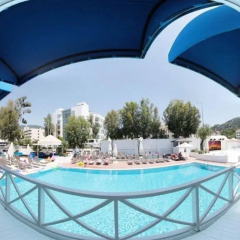 Munamar Beach Hotel - Adult Only+16 бассейн
