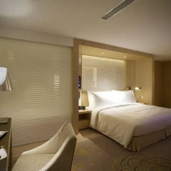 Million Dragon Hotel (Formerly Hotel Lan Kwai Fong Macau) комната для гостей фото 3