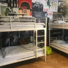 High 5 Hostel