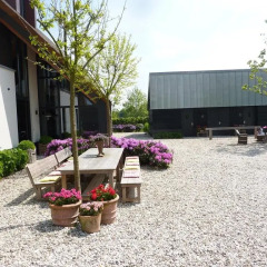 Отель Landgoed Emelaar Lodge парковка