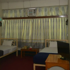 Отель Smile Motel Пром сейф в номере