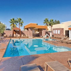Отель WorldMark Las Vegas Tropicana США, Лас-Вегас - отзывы, цены и фото номеров - забронировать отель WorldMark Las Vegas Tropicana онлайн бассейн фото 2