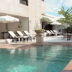 Апартаменты Cape House Serviced Apartments Бангкок бассейн фото 3