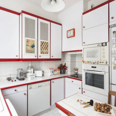 Отель onefinestay Montmartre South Pigalle private homes Париж в номере фото 2