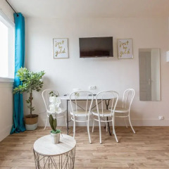 Апартаменты Apartment WS Champs Elysées Ponthieu в номере