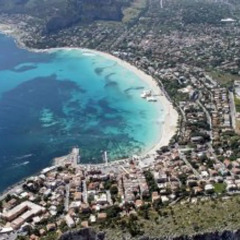 Отель Locazione Turistica Mondello House пляж