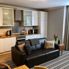 Апартаменты Ei8ht Brighton Apartments - Guest house комната для гостей