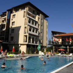 Отель Aparthotel Rose Village бассейн