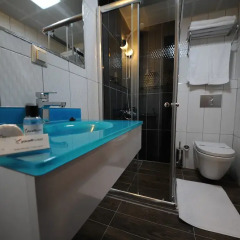 Yucel Hotel Турция, Усак - отзывы, цены и фото номеров - забронировать отель Yucel Hotel онлайн ванная фото 2