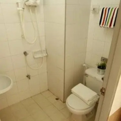 Отель Golden Apartment Таиланд, Бангкок - отзывы, цены и фото номеров - забронировать отель Golden Apartment онлайн ванная