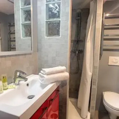 Отель Duplex old town Франция, Ницца - отзывы, цены и фото номеров - забронировать отель Duplex old town онлайн ванная фото 2
