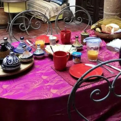 Отель Riad Aicha питание