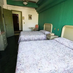 Hotel Nueva Galicia сейф в номере