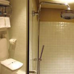 Отель Madrid House ванная