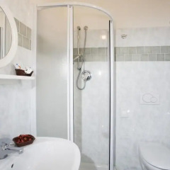 Hotel Villa Franco Римини ванная