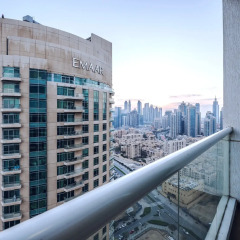 Апартаменты One Perfect Stay Studio Burj Al Nujoom балкон