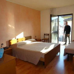Hotel Galles Кьюзафорте комната для гостей фото 2