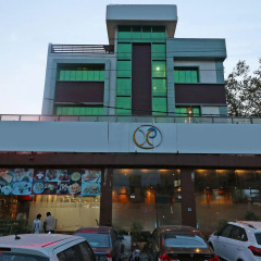 Отель OYO Rooms Bus Stand Gurgaon парковка