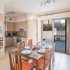 Отель Cyprus Villa Crystal 33 Gold комната для гостей