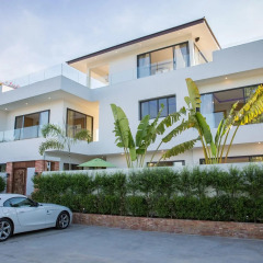 Отель Luxury Villa Pina Colada парковка