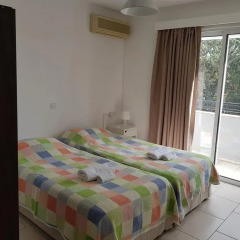 Отель Valentinos Court комната для гостей фото 3