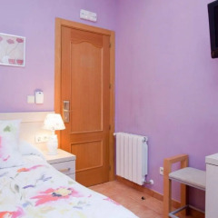 Отель Hostal Luz Испания, Мадрид - 7 отзывов об отеле, цены и фото номеров - забронировать отель Hostal Luz онлайн удобства в номере фото 2