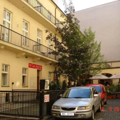 Апартаменты Apartments LENKA Прага городской автобус