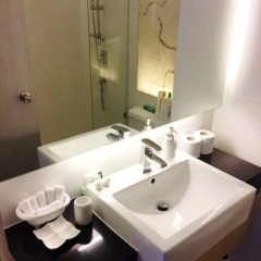 Отель Atlantis Condo Pattaya by Panissara ванная фото 2