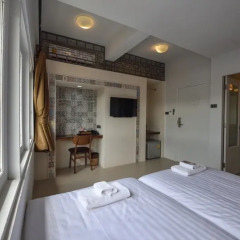 Отель Phuket Montre Resotel Пхукет балкон