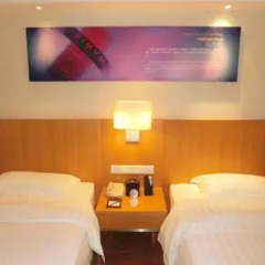 Jovenstars Hotel комната для гостей фото 4