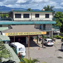 Grand Melanesian Hotel парковка
