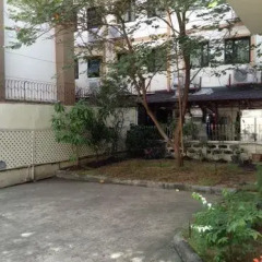 Отель Chan Guest Villa Бангкок парковка