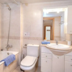 Отель Apt Mika - Inh 24449 Испания, Льорет-де-Мар - отзывы, цены и фото номеров - забронировать отель Apt Mika - Inh 24449 онлайн ванная